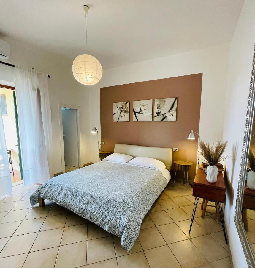 B&B L'Albero Di Melograno 瑟克罗 外观 照片